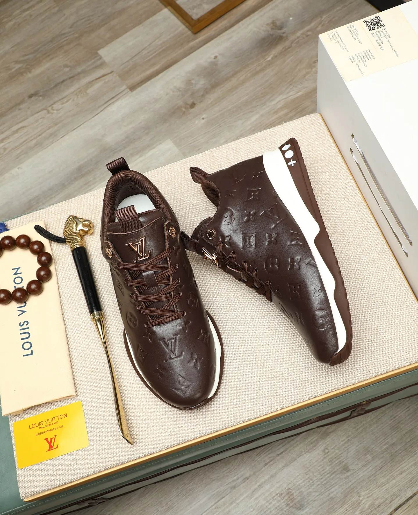 Men's shoes 💰520 📛📛【LOUIS VUITTON】Louis Vuitton official website synchronized new products 👟Milan fashion catwalk style 🇰🇾🇰🇾LV family logo, celebrity style, a must-have for fashionistas ⚠️First-layer calfskin ➕Mesh lining ➕Official website original version special outsole 👞Number 39-44 (38 45 46 customized)